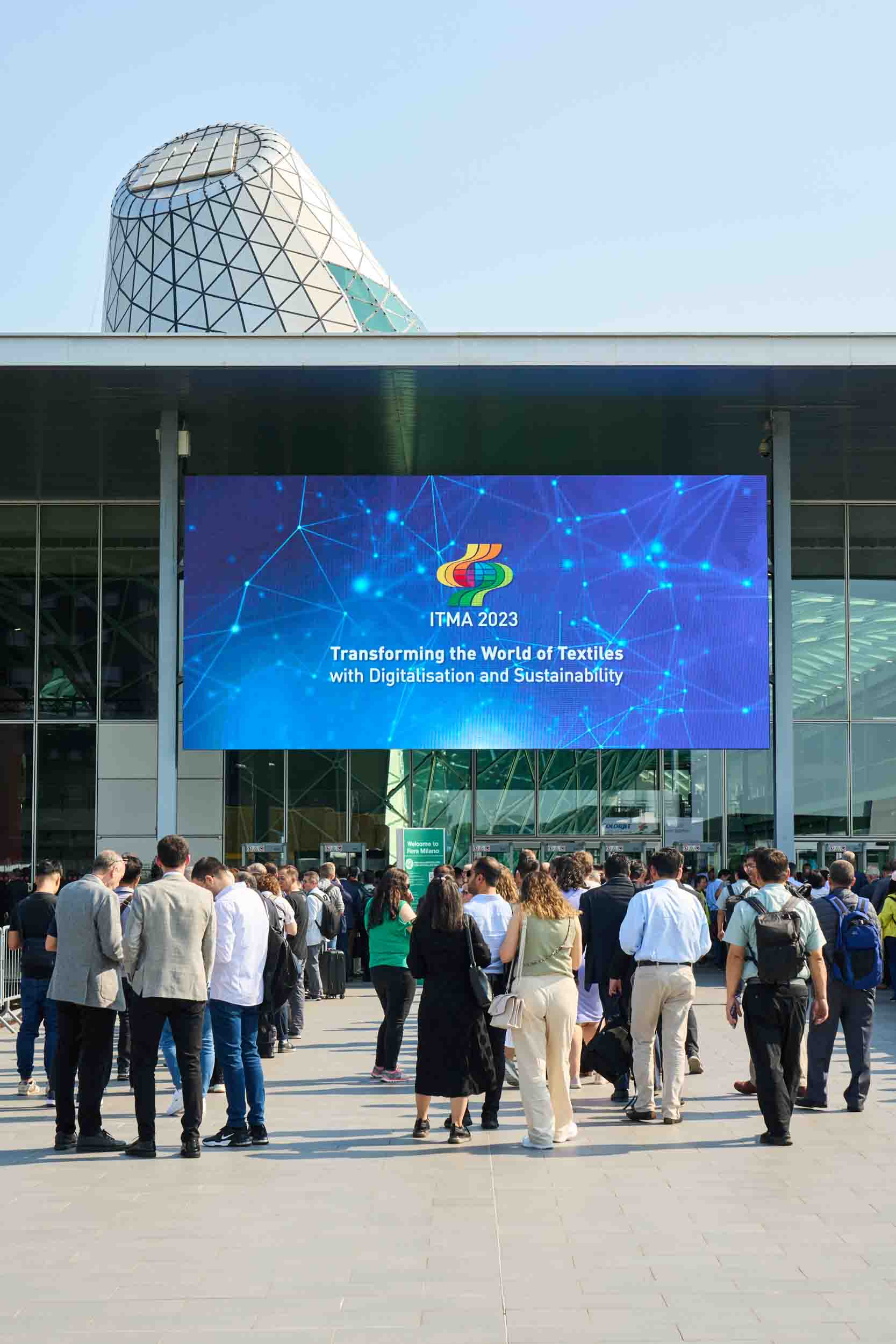 Visitors and exhibitors at ITMA 2023 in Milan